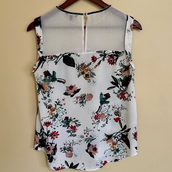 RW&CO.| Floral Print Sleeveless Blouse Metallic Trim Sz XS - Picture 3 of 7